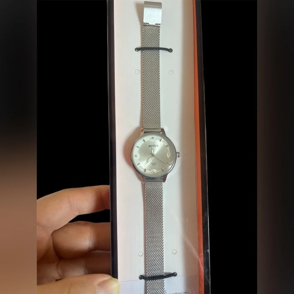 Aiyishi Silver Diamond Luxury Watch Mother-of-Pearls Accents Giftable NEW In Box - Picture 2 of 5